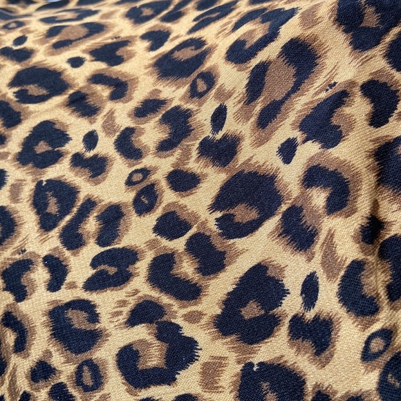 Overside Leopard Print Blouse - Picture 6 of 6